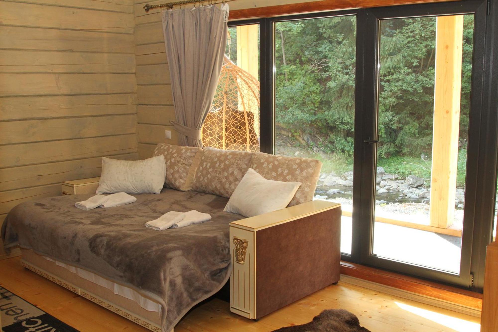 Hotel Berloga-Sinevir Синевирская Поляна Экстерьер фото
